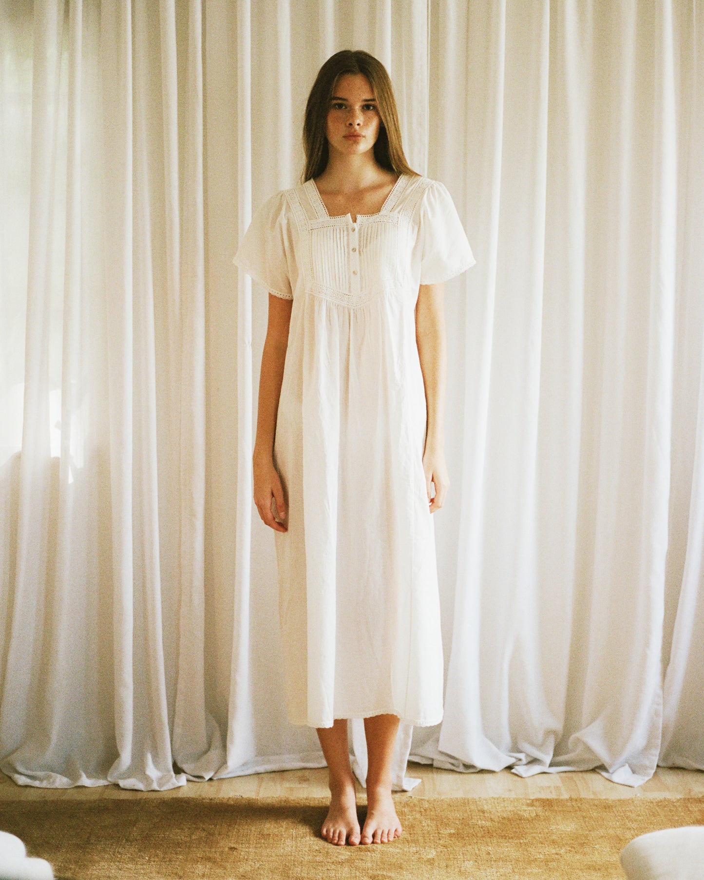 N°2 — The Classic Sheer